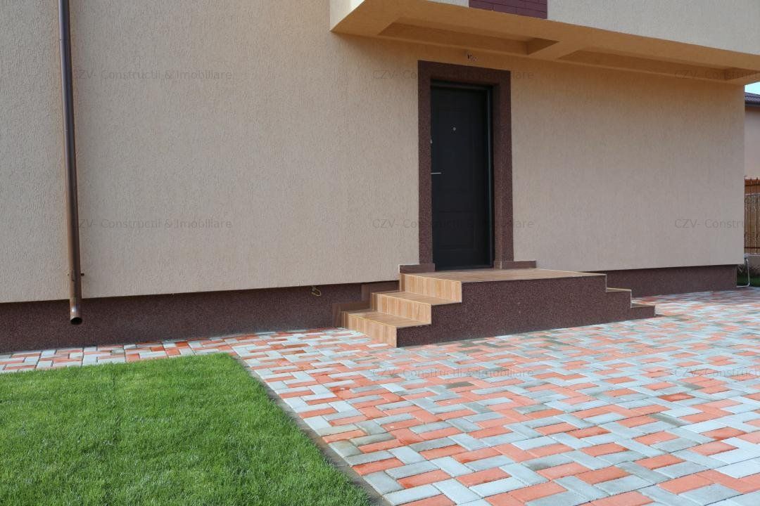 Predare la Cheie, Curte Amenajata, Toate Utilitatile in Uz - Poză 17