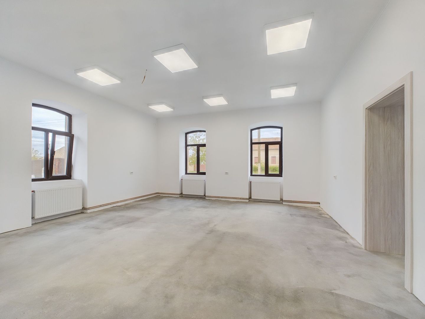 Clădire nouă cu destinație azil de bătrâni - Poză 4