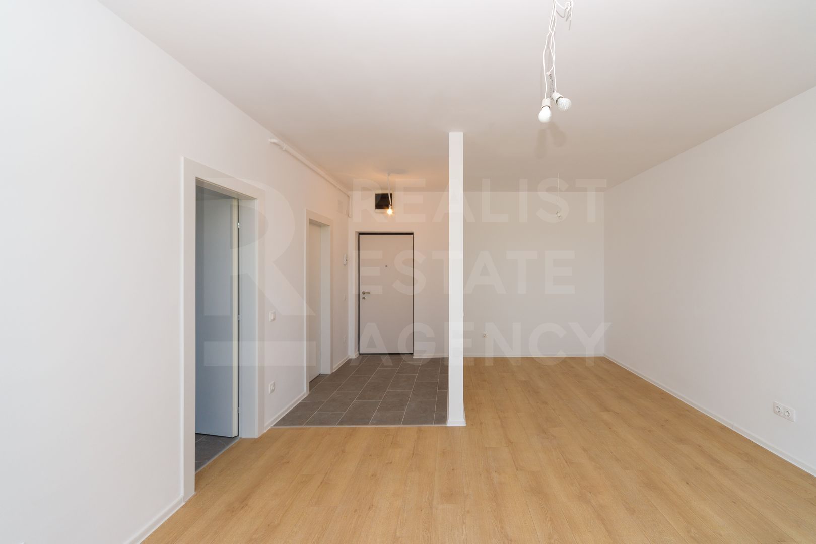 Vânzare, apartament tip studio în zona Bucureștii Noi, București - Poză 3