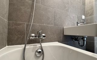 Apartament cu 2 camere, etaj 3/6, orientare Nord - Lac Straulesti - Poză 4