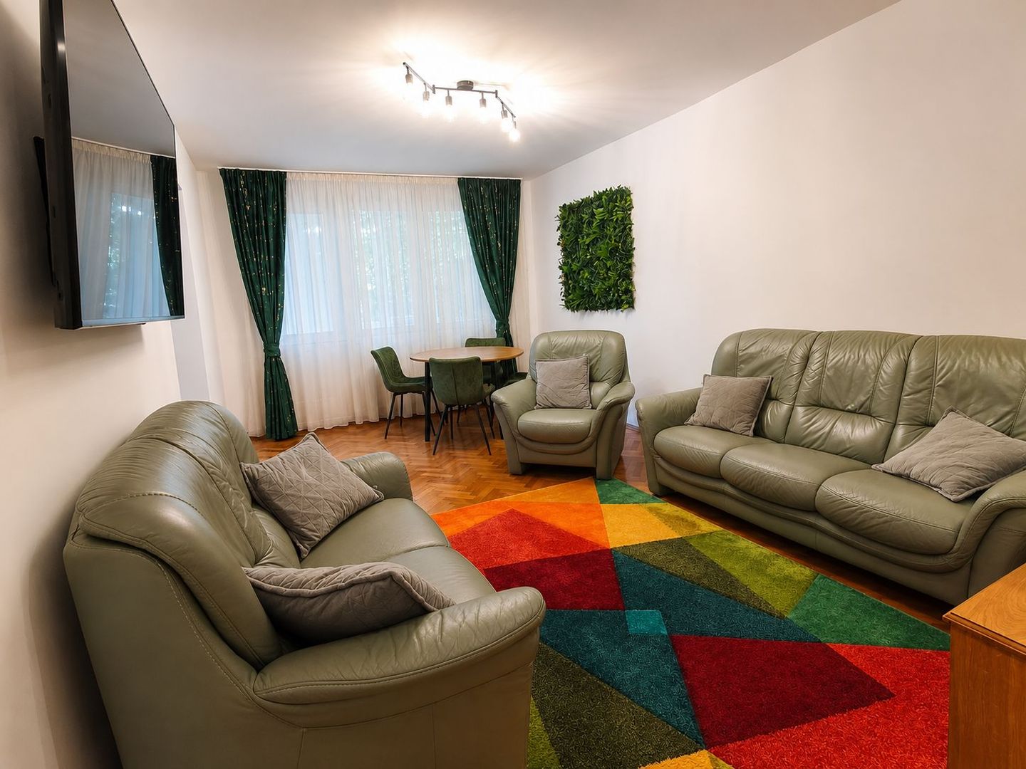 Apartament cu 3 camere în zona UMFST ( 7 Noiembrie) - Poză 1