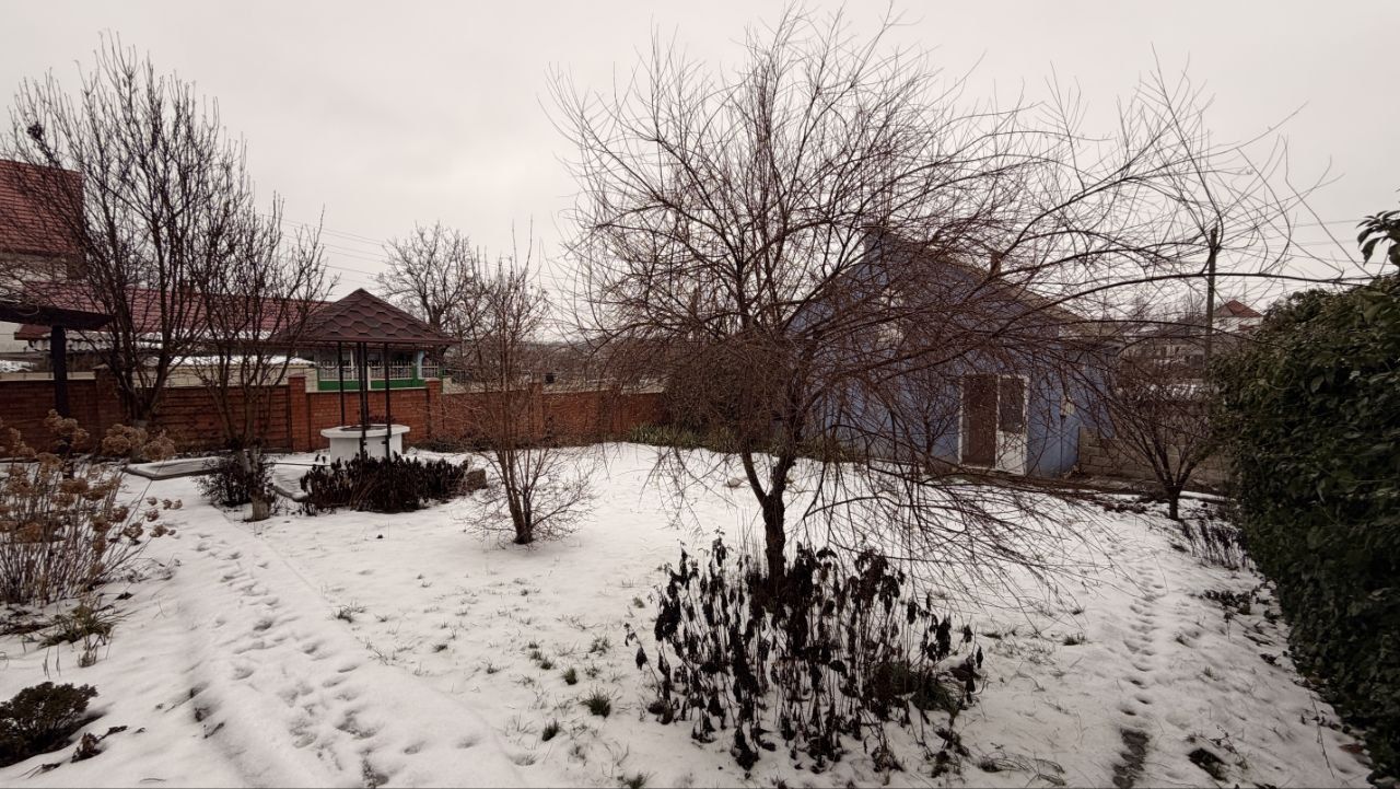 Casă de vânzare în satul Brăila, comuna Băcioi – locuință confortabilă într-un cadru liniștit și pitoresc - Poză 16