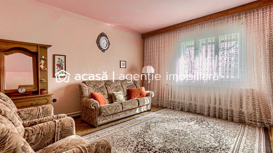 Casa cu 5 camere în Fântânele - Poză 6