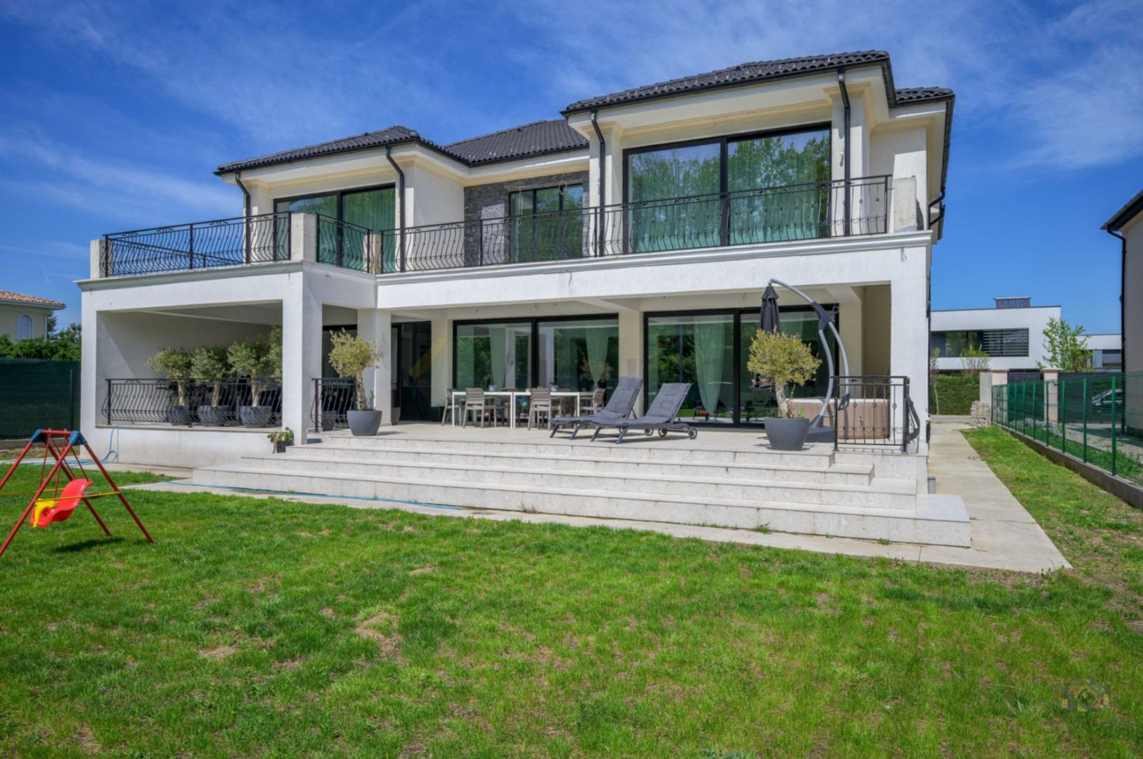 Vila Statement lângă Pădure | 520 mp Utili pe 1500 mp teren - Poză 4