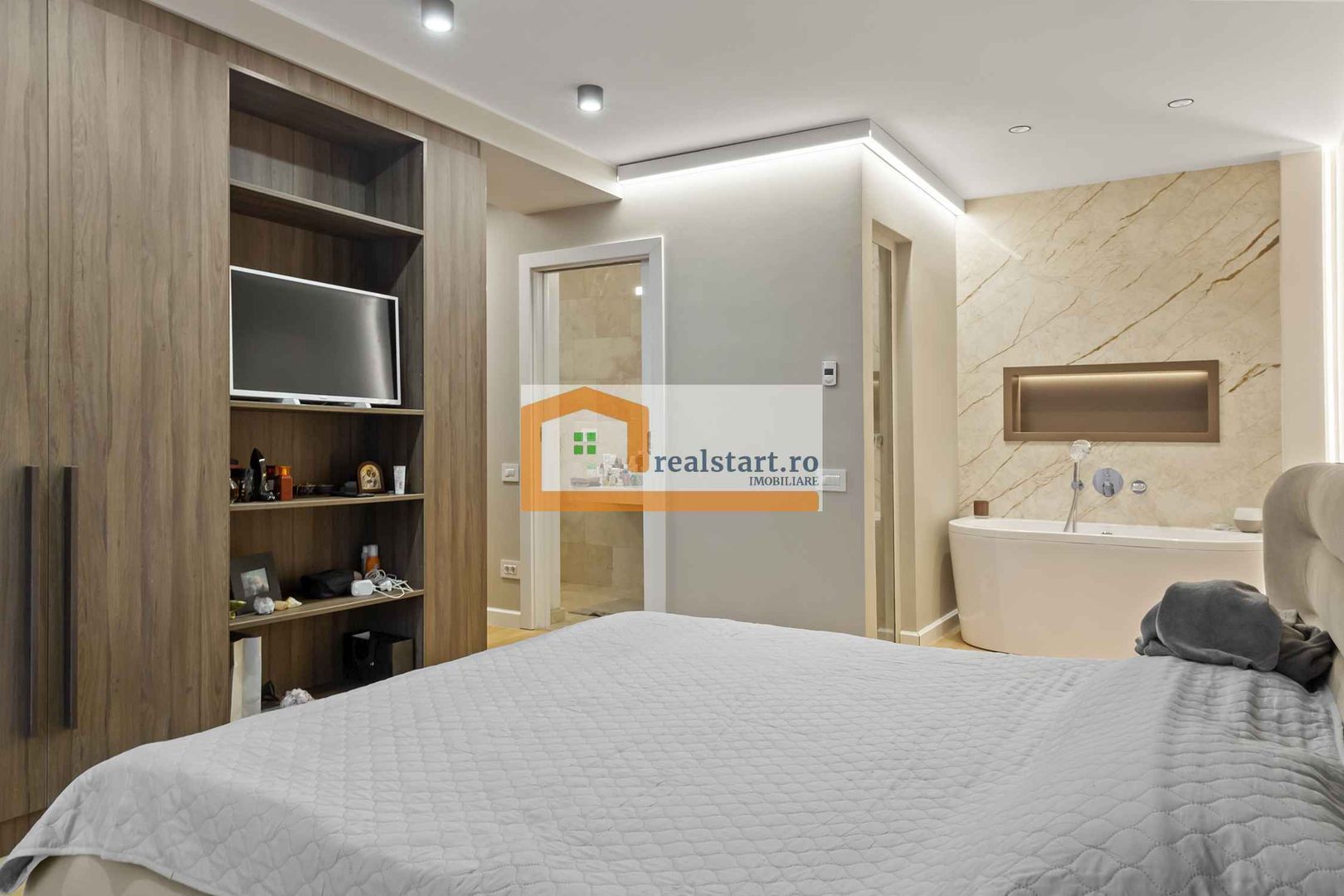 Vila individuala, acces metrou, 10 locuri parcare - Poză 25