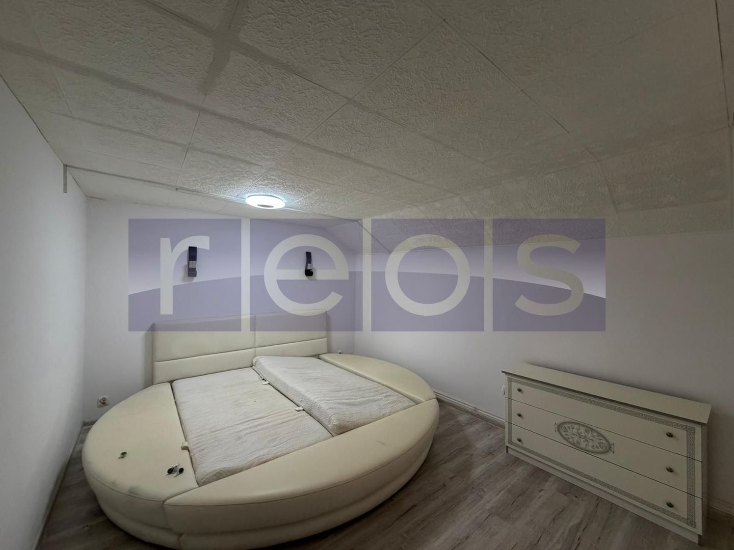 VILA 8 CAMERE | 150 MP | MANTULEASA | RENOVATA | UNIRII - Poză 9