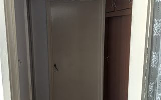 Apartament cu 2 camere + boxa la subsol de vânzare, zona Lipovei - Poză 2