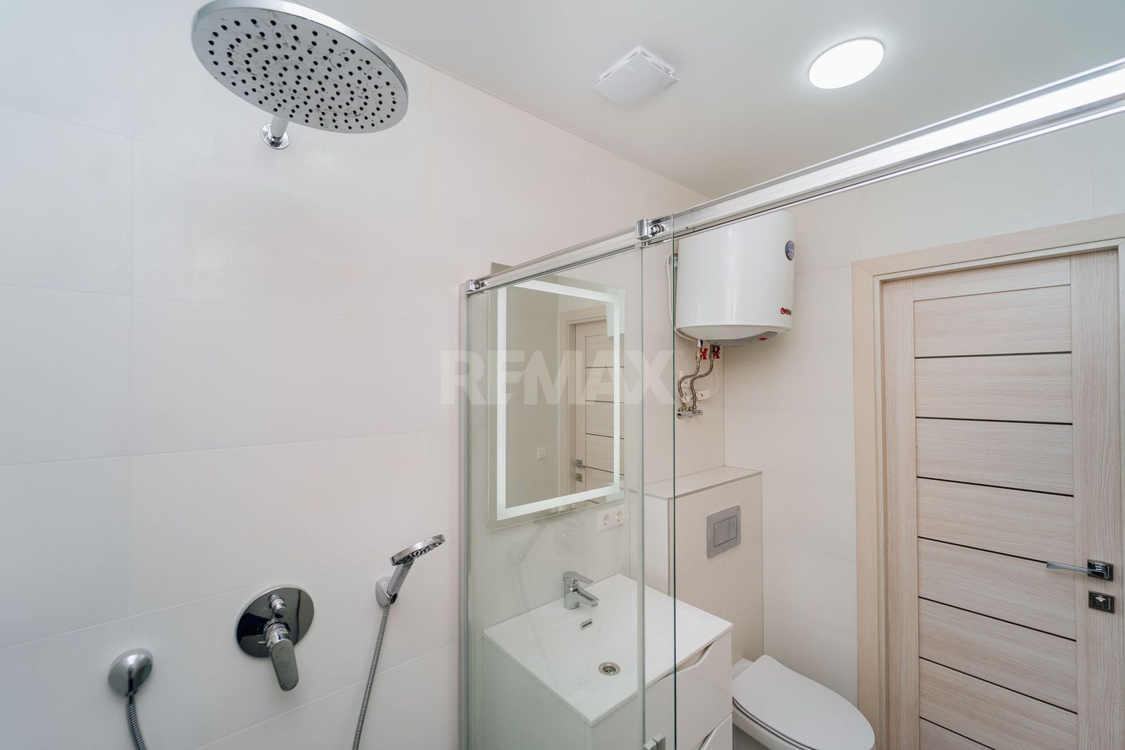 Apartament gata de trai, 2 camere, Docuceaev. - Poză 14