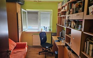 Dambovita | 3 Camere | Centrala Proprie | Bloc Izoolat. - Poză 3