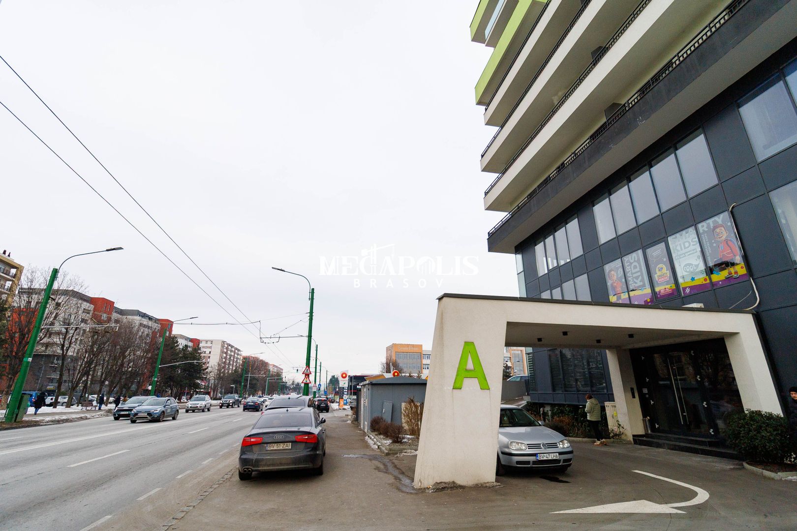 15E MP / Spatiu Birouri / 4 Parcari Subterane / Coresi - Poză 2