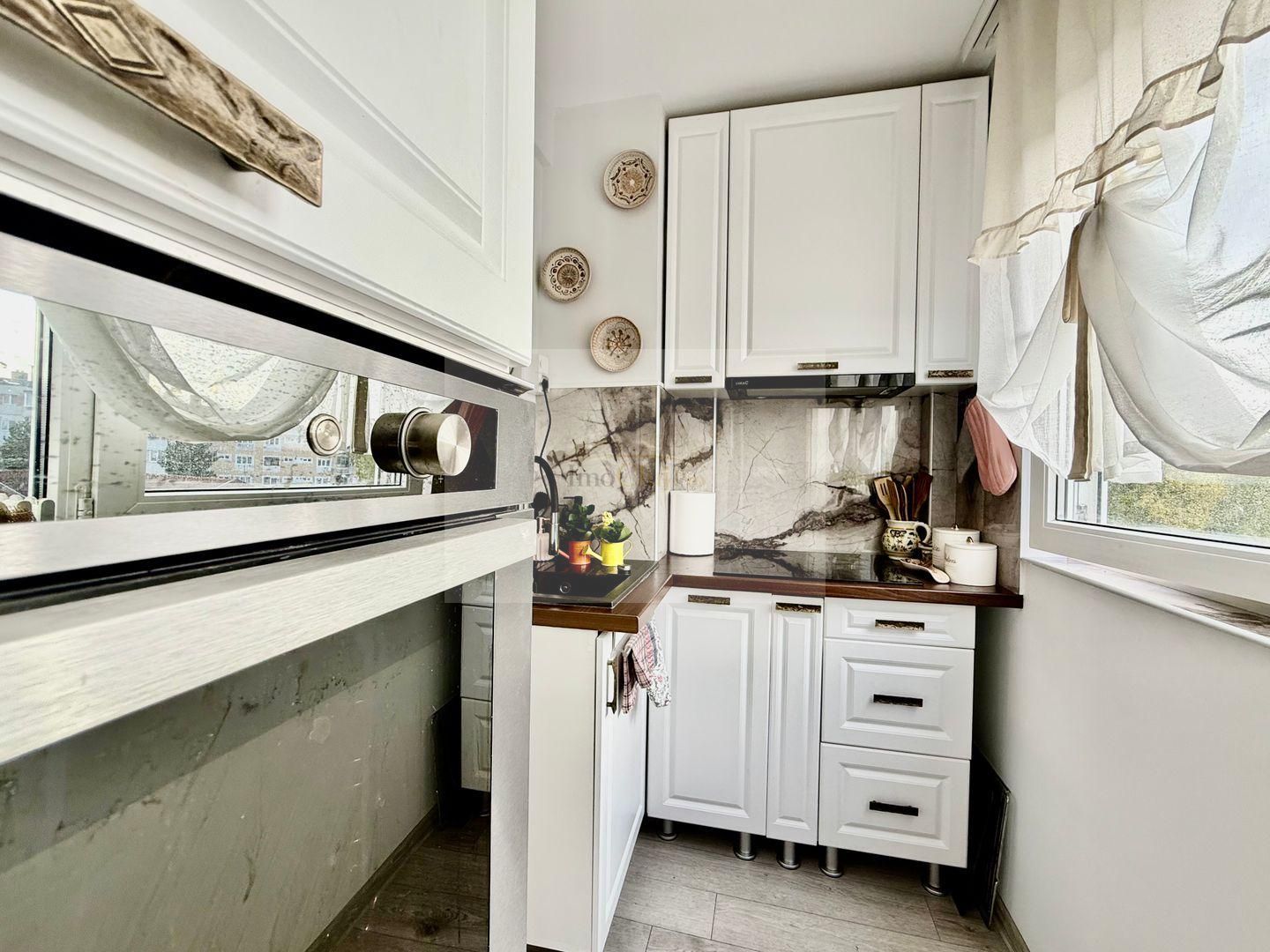 Apartament 2 camere de vânzare – etaj intermediar, garaj – Zona Mărășt - Poză 5