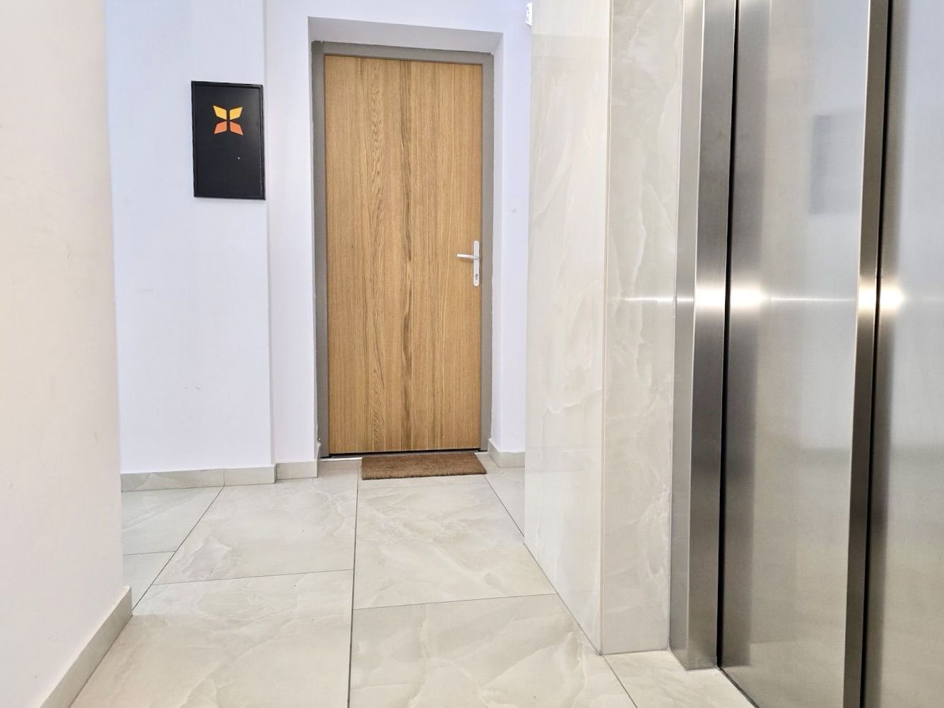 Apartament vibrant și primitor, prima închiriere, în Monarch Residence - Poză 16