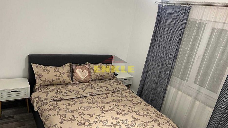 Vânzare apartament 2 camere semidecomandat, zona Împărat Traian - Poză 3