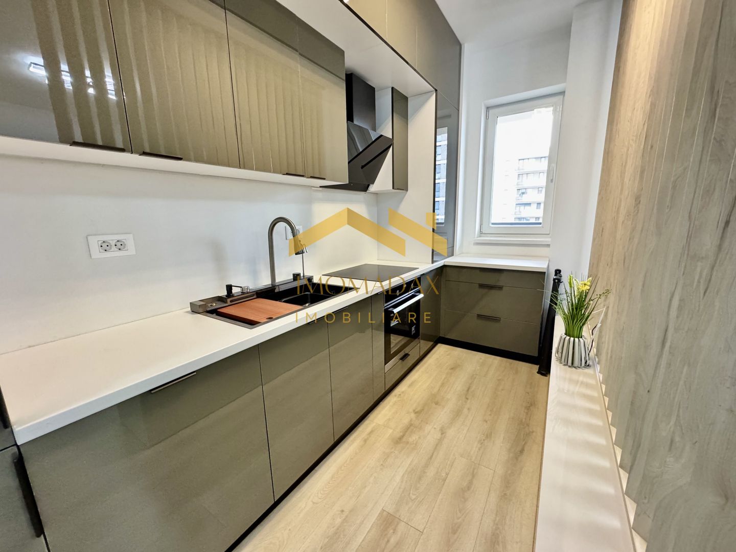 Torontalului-2 Camere-Parcare Subterană - Poză 11