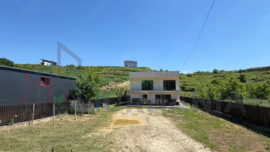 Casă duplex cu teren de 1800 mp, la 1 km de fostul Dedeman, lângă Școala Hlincea, Iași - Poză 9