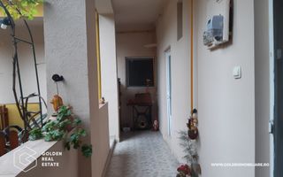 Casa mare, cu 4 apartamente a cate 1, 2, 3 și 4 camere fiecare - Poză 31