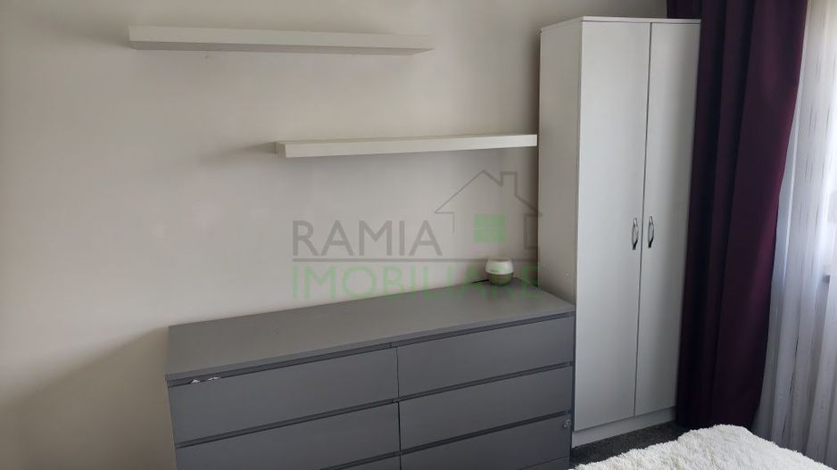 Apartament 2 camere decomandat , mobilat, utilat, parcare inclusa - Poză 4