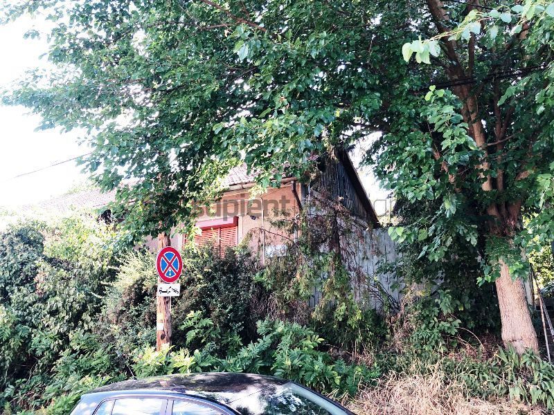 Casa  de renovat  str.Colinelor - Poză 1