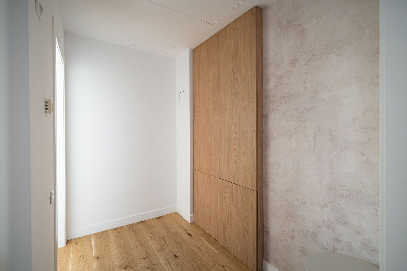 Urban Villa 01 mobilata complet Amber Forest - Poză 5