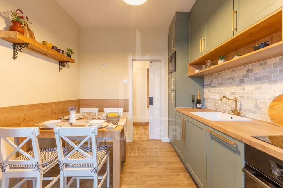 Apartament tip penthouse de vanzare, Zona Terezian, Sibiu - Poză 12