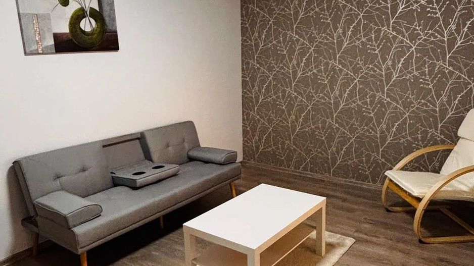 AP. 2 CAMERE- APARATORII PATRIEI, CENTRALA, PARCARE, METROU 7 MIN - Poză 2