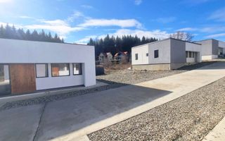 CASĂ ÎN TOCILE | 3 CAMERE | ANSAMBLU PRIVAT | CURTE PROPRIE - Poză 10