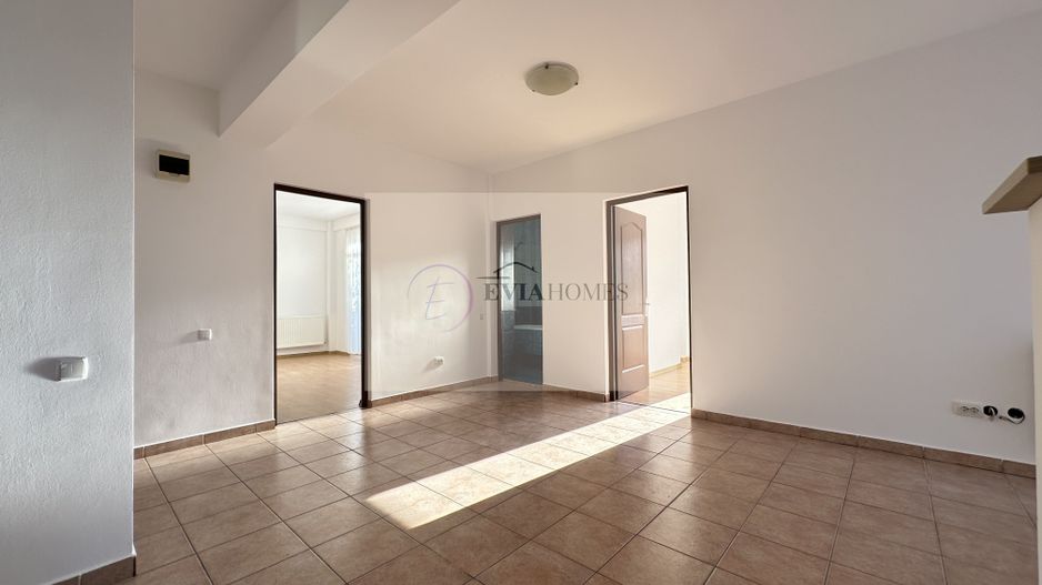 3 camere/2 balcoane/terasa/ Zona Verde - Poză 3