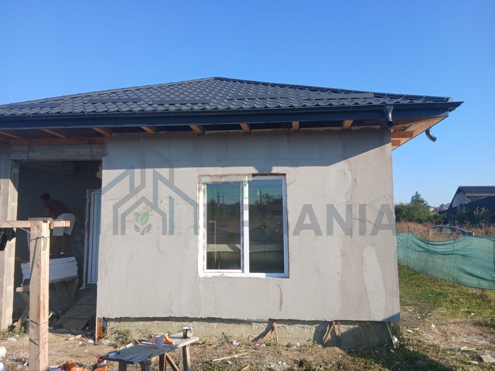Casă de vânzare în comuna Ciurea – 135 mp cu teren de 450 mp - Poză 2