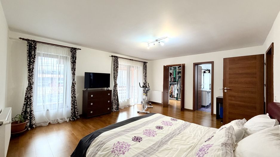 Cămin spațios, luminos și perfect echilibrat,  la 10 minute de centru - Poză 18