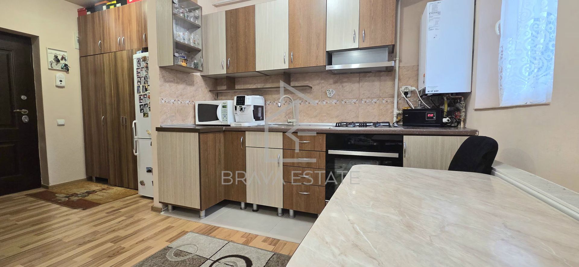 Apartament 3 camere , 43mp , 2 balcoane, zona Eroilor Floresti - Poză 13