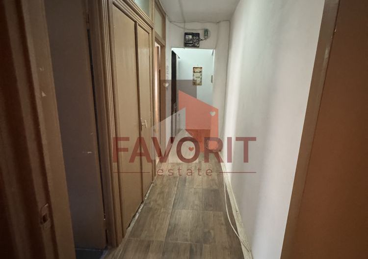 1 camera | mobilat si utilat | etaj intermediar | zona excelenta | - Poză 4