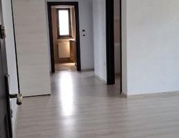 Apartament 3 Camere Decomandat, Valea Lupului (Str. Mesteacănis) – Parcare Inclusă - Poză 1