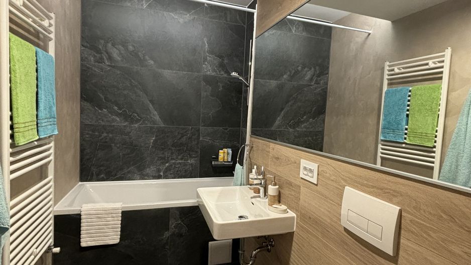 Garosniera - Coresi Avantgarden / Kasper - Poză 5