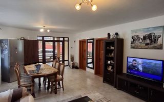Casa rustica în zona superba Dambul Morii, Brasov - Poză 3