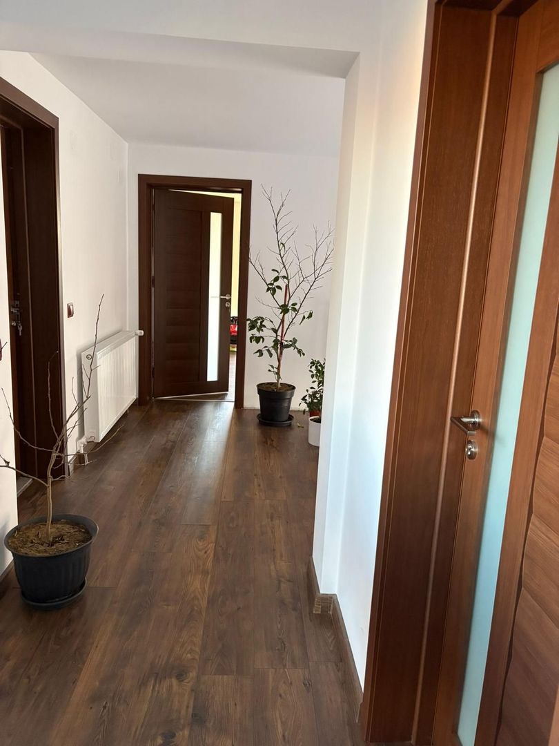 Casa de vanzare in Santandrei - Poză 11