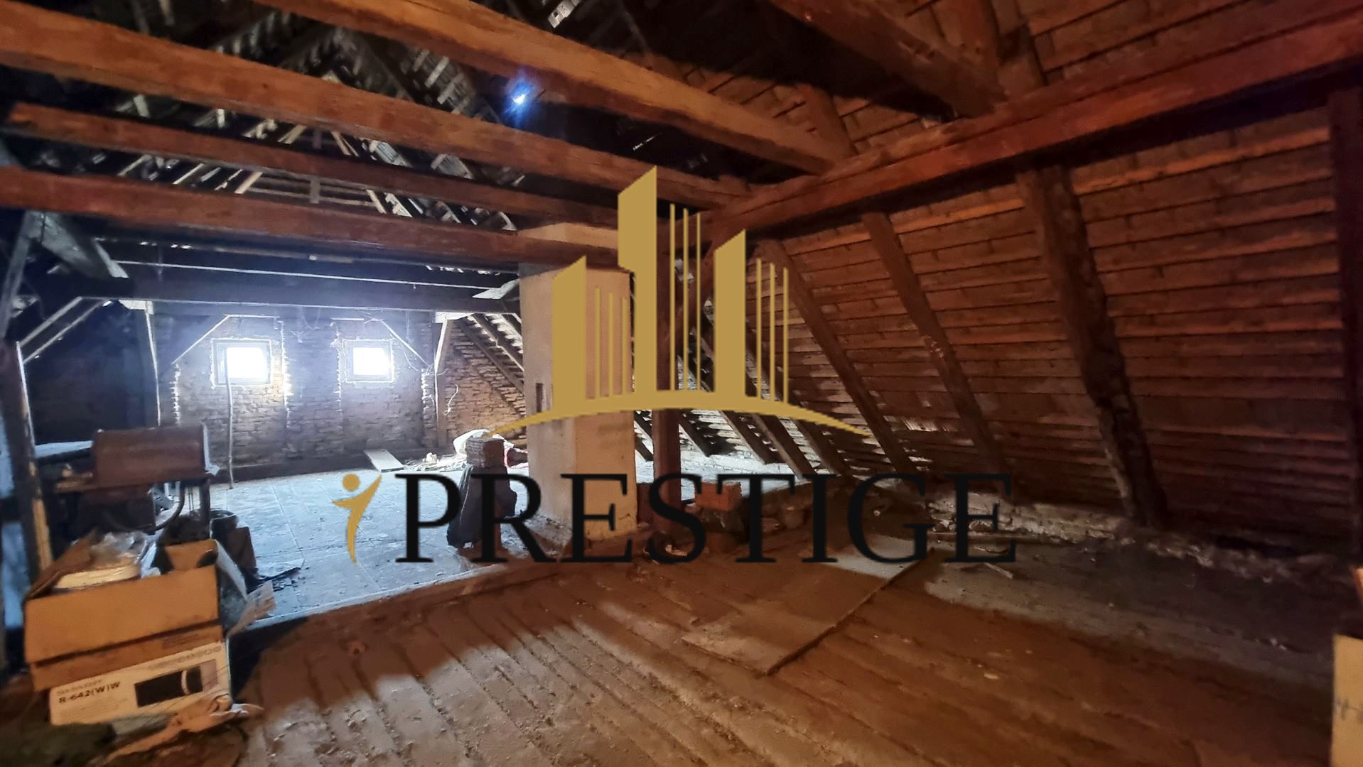 CASĂ DE VÂNZARE SIBIU TURNIȘOR, CURTE MARE, GARAJ, ACCES AUTO - Poză 16