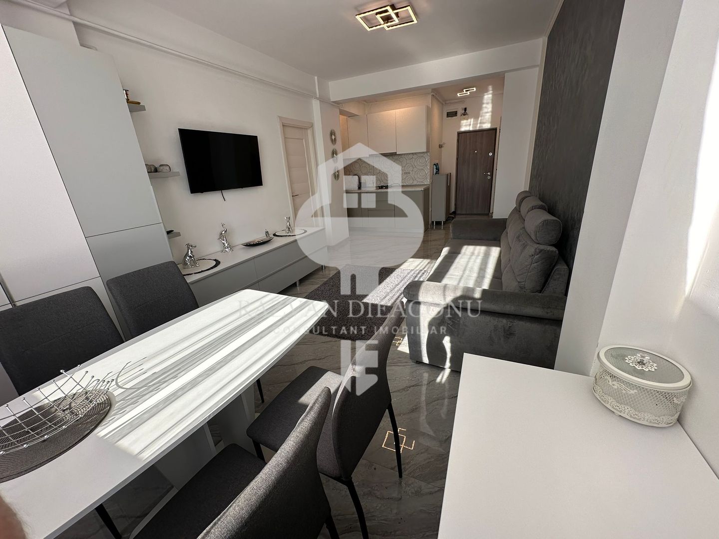 De vanzare Apartament Mamaia Nord - Poză 4