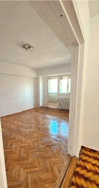 4 camere decomandat, etaj 2, vedere Casa Poporului, Calea 13 Septembrie - Poză 7