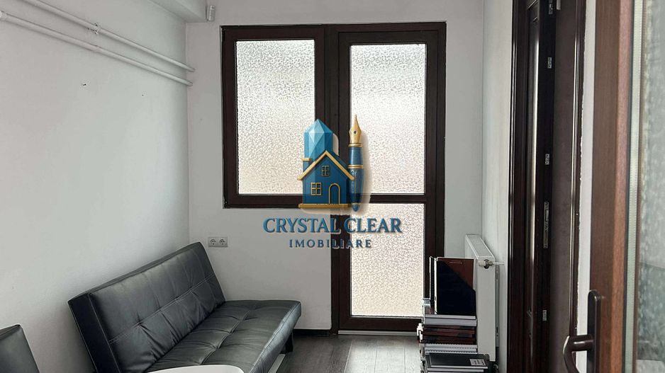 Casă pe 3 nivele, cu 13 camere-zonă centrală, str. Mihail Kogălniceanu - Poză 13