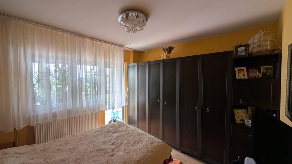 De Vânzare Apartament 4 Camere, Decomandat, 2 Băi, Șoseaua Alexandriei - Poză 9