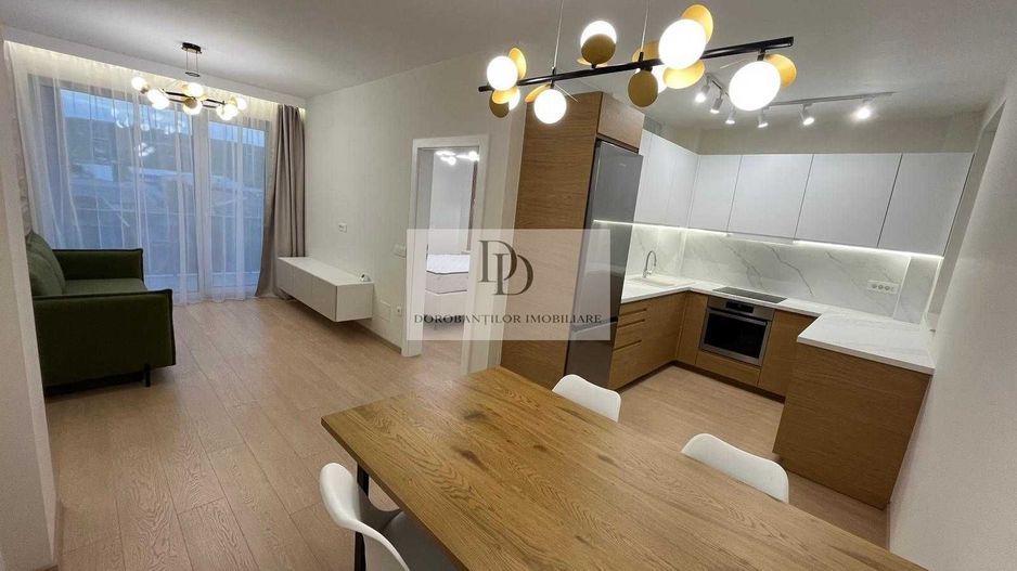 Apartament 3 camere de vanzare- Bulgaria-Parcare- Restaurant Engels - Poză 1