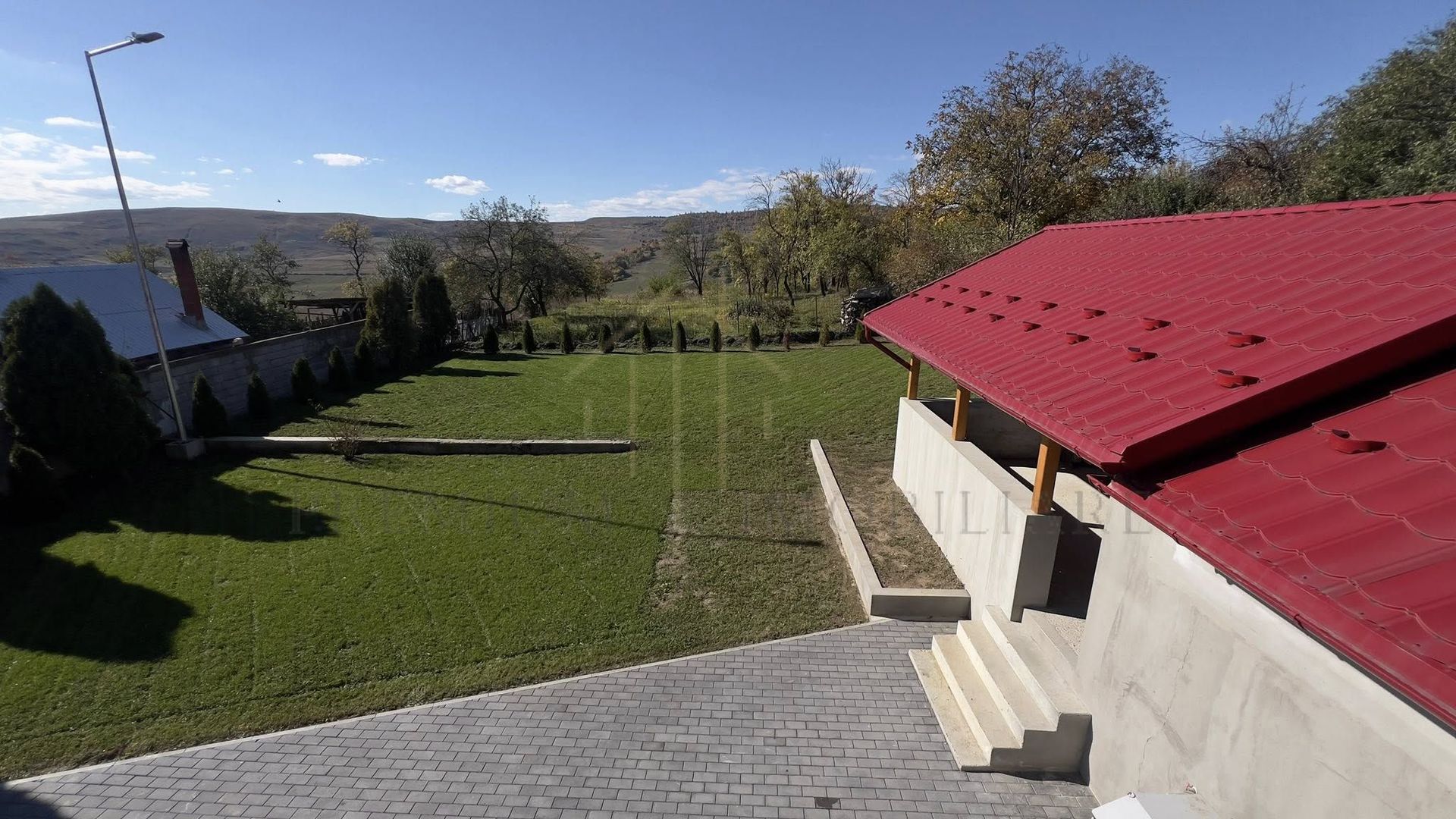 Casa de vanzare la 13 km de Onesti - Poză 13