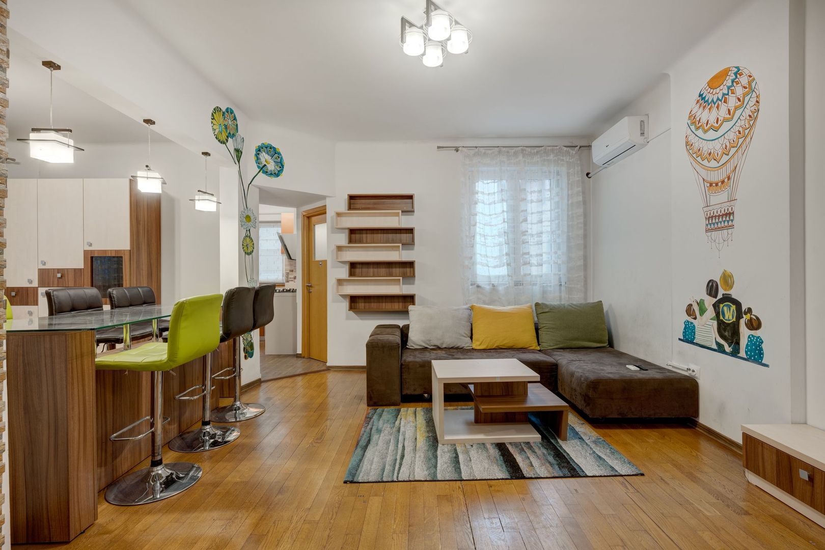 2 Apartamente  in Vila 5 Cam Metrou Basarab Gara de Nord - Poză 2