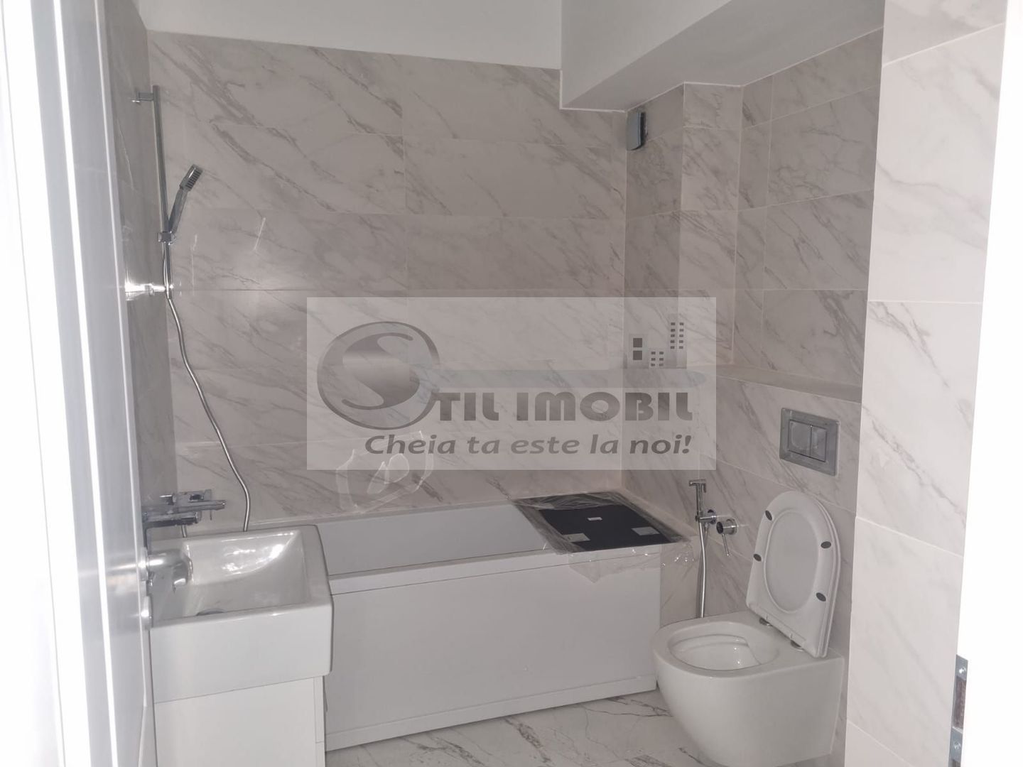 Apartament cu 1 camera, 46 mp in Bloc Nou, Tatarasi - 90100 euro - Poză 4