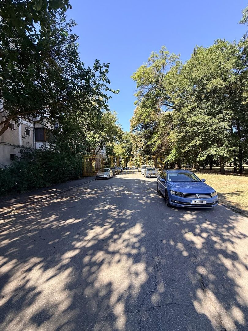 3 camere-2 dormitoare| langa Uranus Plaza| centrala proprie| etaj 1 - Poză 27