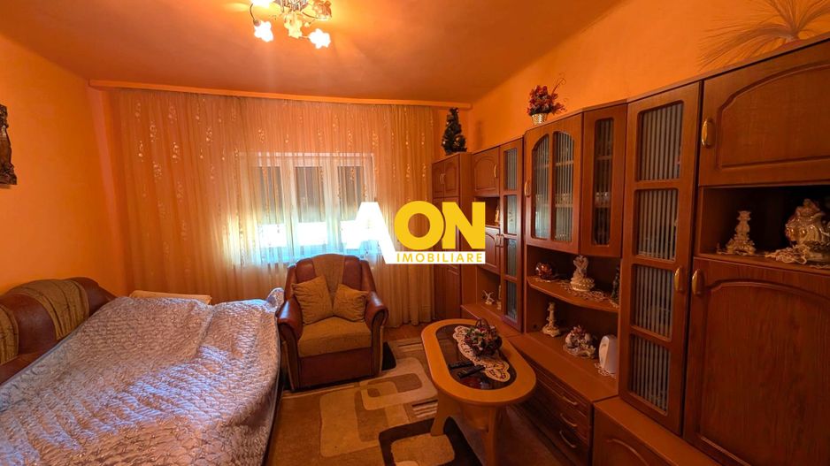 De vanzare casa 4 camere, 939mp teren, Oarda de Jos - Poză 3