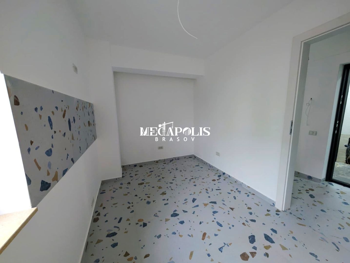 Garsoniera Finisata/ Brasov-Tractorul - Poză 7