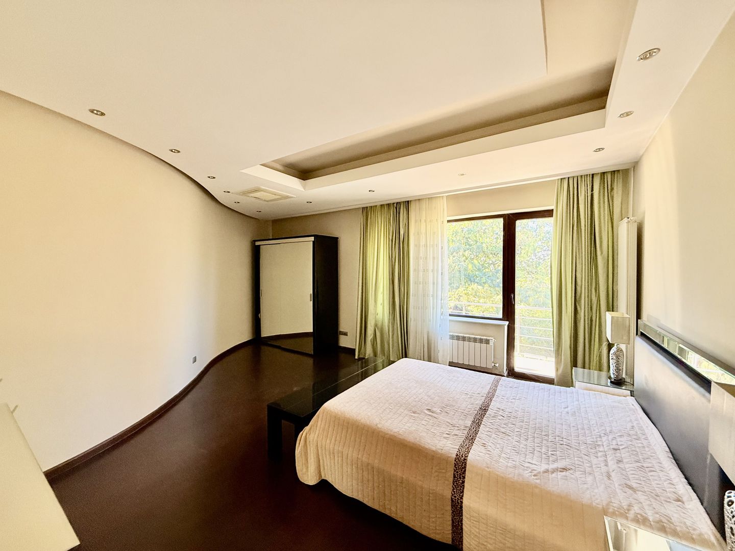 Duplex 14 camere Pantelimon Cernica 864 mp desfasurati - Poză 24