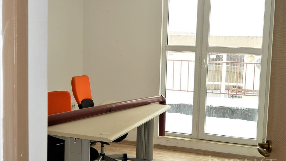 Cladire de birouri cu  spatii vitrate generoase in Zorilor. - Poză 12