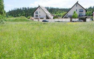 Teren intravilan cu utilitati in centrul comunei Cristian - Poză 2